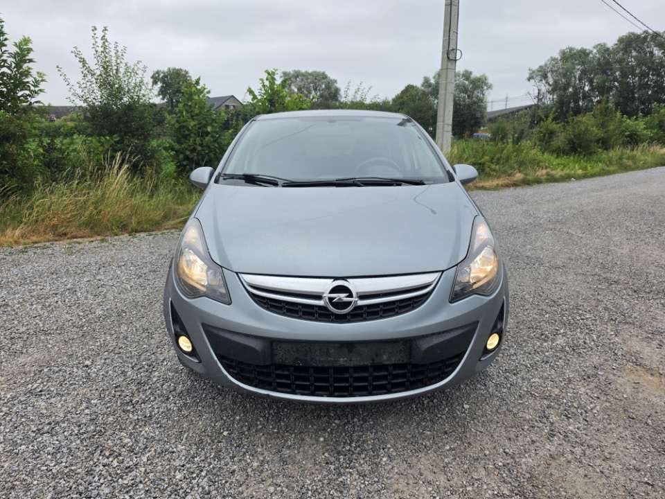 Opel corsa D prete a immatriculer garantie, Achat, Ordinateur de bord, Entreprise, Corsa