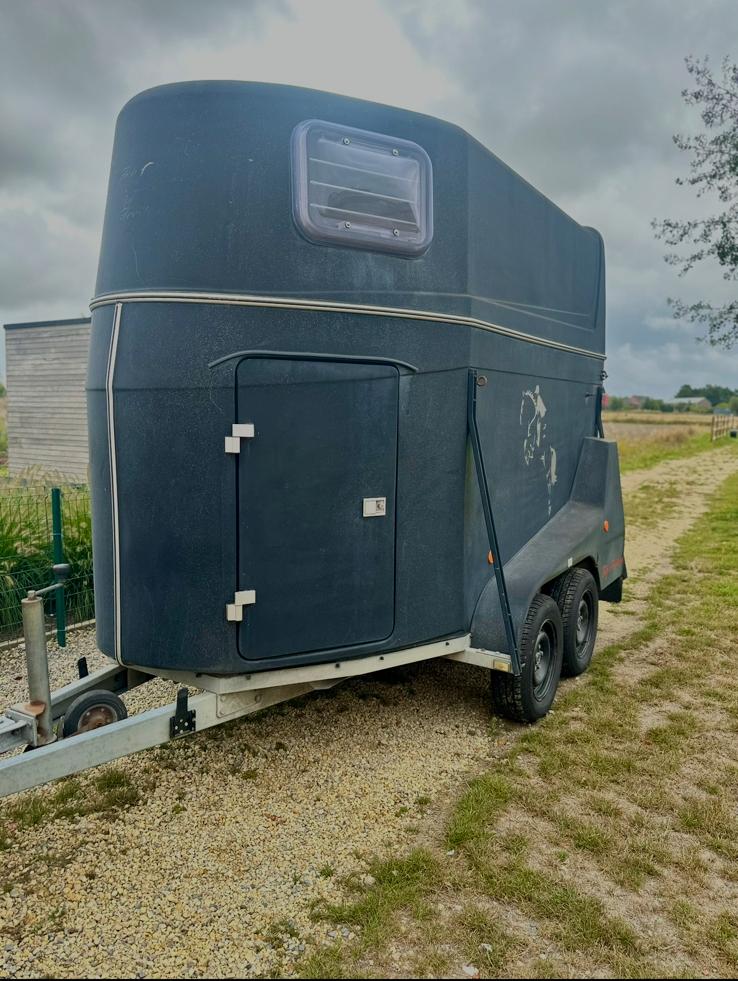 Trailer Toptrailers 2 paarden, Dieren en Toebehoren, Ophalen, Gebruikt, Overige materialen, 2-paards trailer