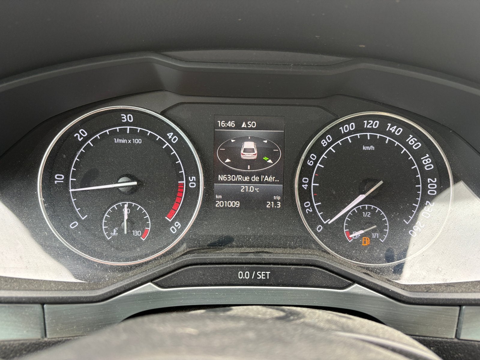 Skoda Superb Combi 2019 2.0l 150Ch KLAAR VOOR REGISTRATIE, Auto's, Skoda, Voorwielaandrijving, Skiluik, Stof, 4 cilinders