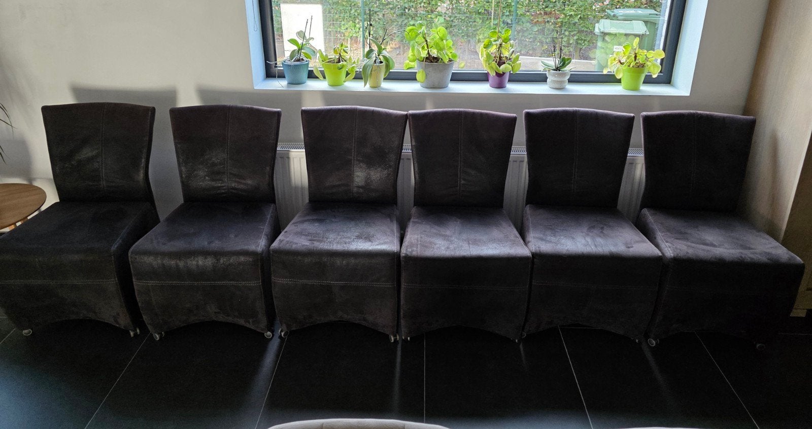 6 Eetkamer stoelen op wieltjes "Daim", Enlèvement, Utilisé, Tissus