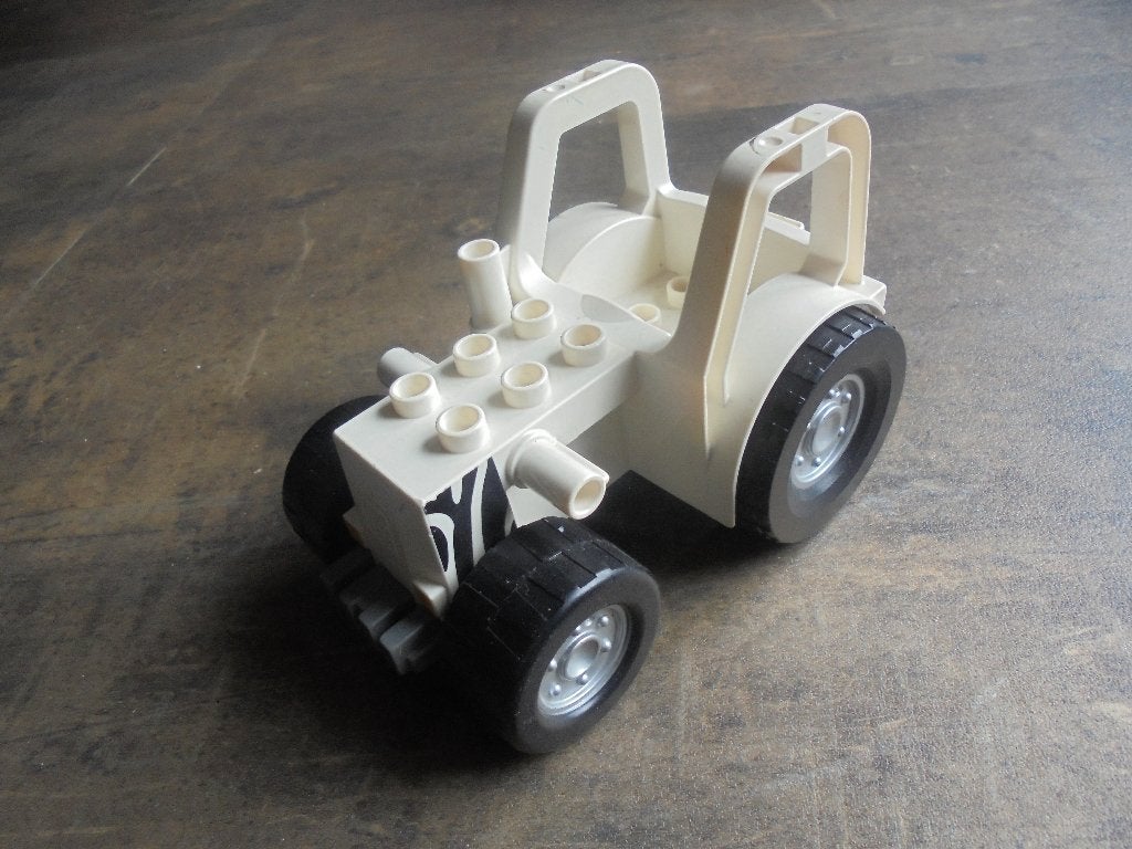 Lego Duplo Farm Tractor with 2x3 Studs on Hood (zie foto's), Enlèvement ou Envoi, Utilisé, Briques en vrac, Duplo
