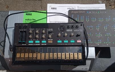Korg Volca FM portable synthesizer, Muziek en Instrumenten, Synthesizers, Ophalen of Verzenden, Gebruikt, Korg