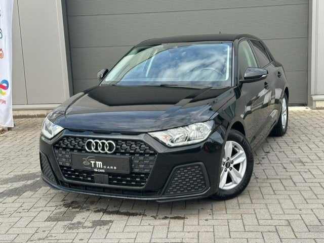 Audi A1 benzine cruise controle zetelverwarming, Autos, Achat, A1, Entreprise, Boîte manuelle