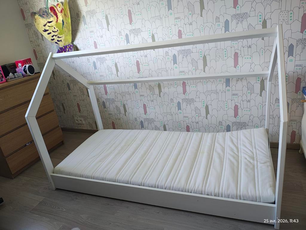 Lit cabane, Enlèvement, Matelas