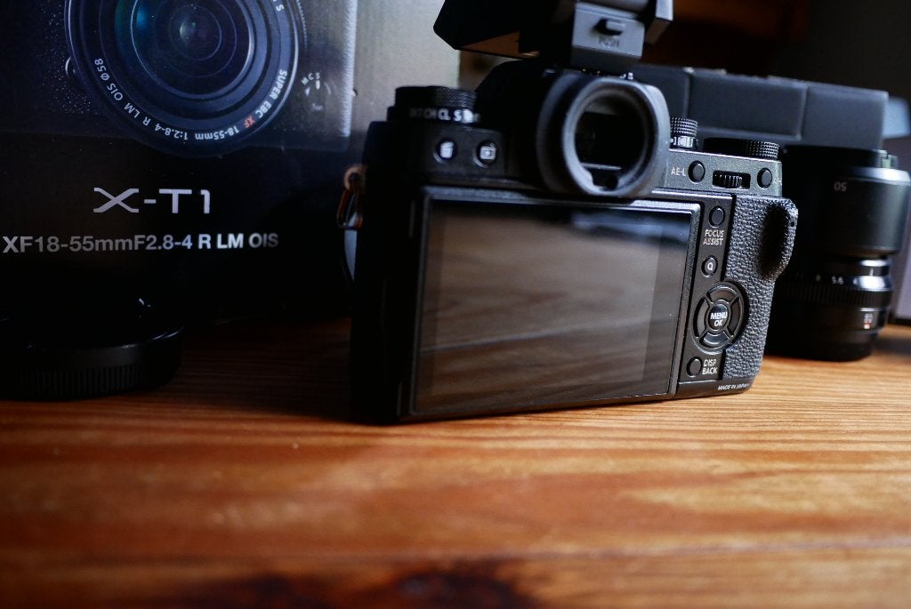 Fujifilm X-T1 + lenzen, Enlèvement ou Envoi, Comme neuf, Écran inclinable/pivotant, Fujifilm