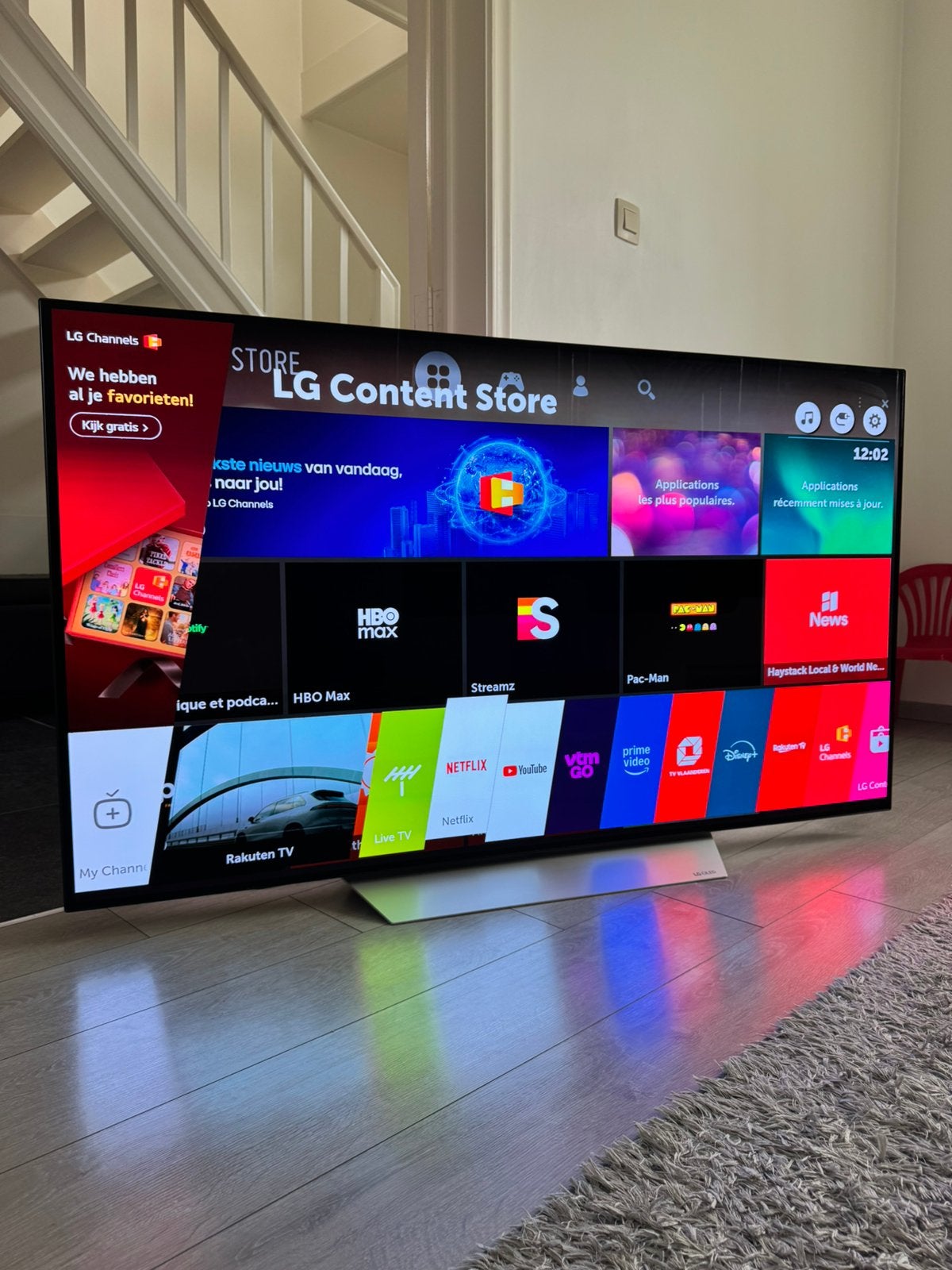 LG OLED 65 inch 165 cm smart tv 4k wifi, Ophalen, Zo goed als nieuw, 100 cm of meer, OLED