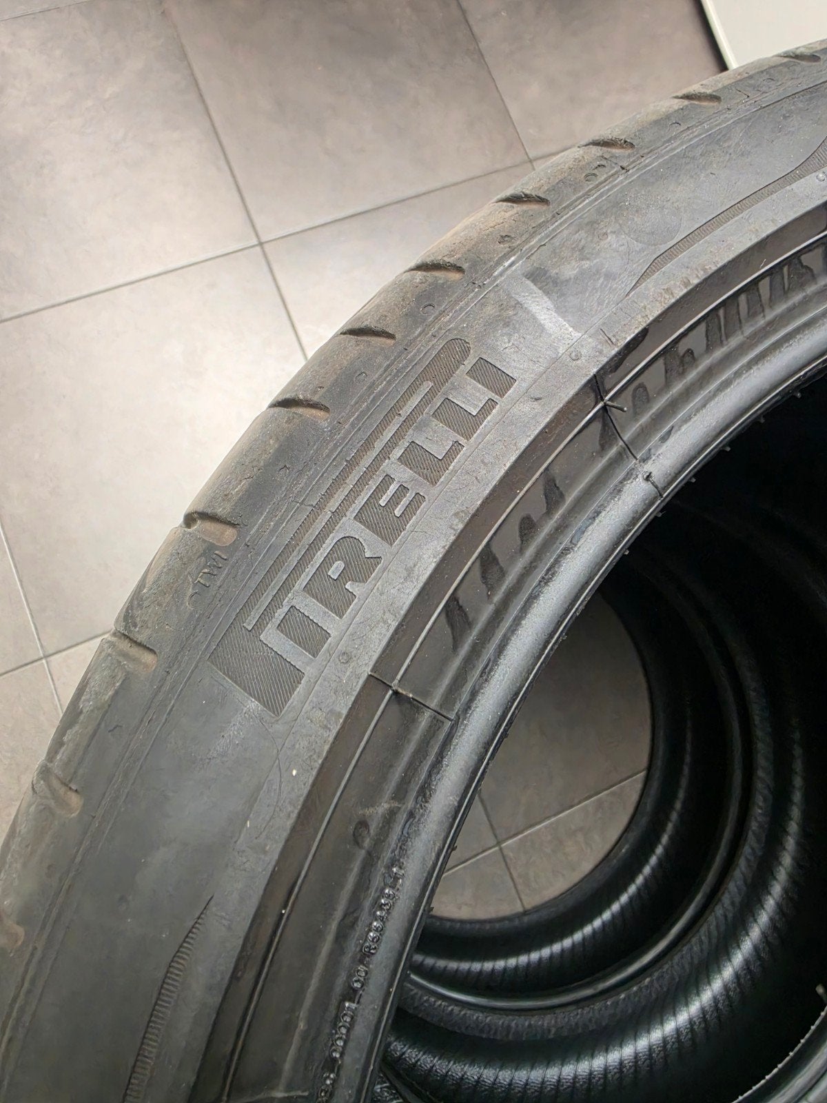 Banden pirelli Pzero runflat, Auto-onderdelen, Banden en Velgen, Ophalen, Band(en)