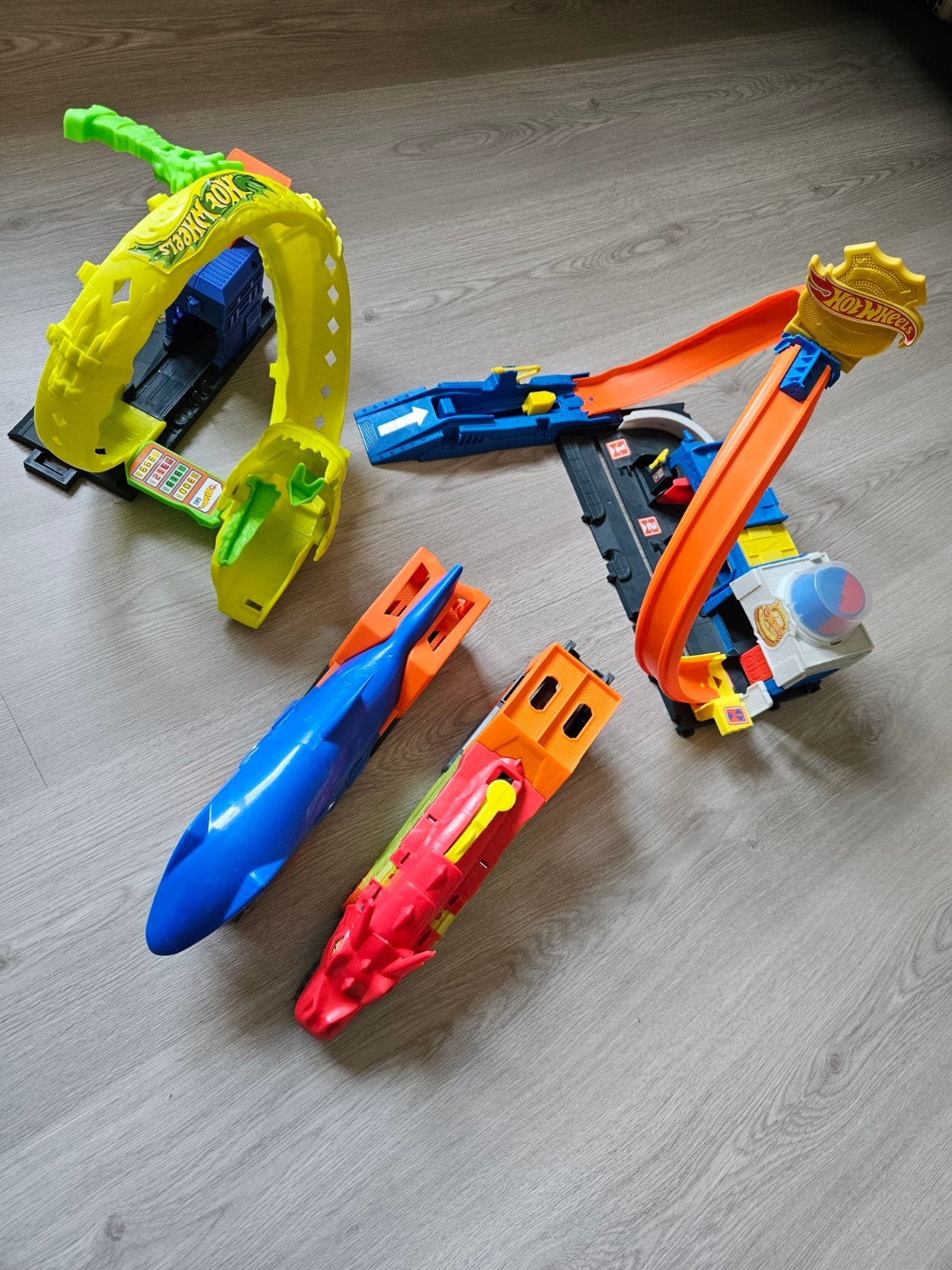 HotWheels slag, haai, draak en loop., Kinderen en Baby's, Ophalen, Zo goed als nieuw