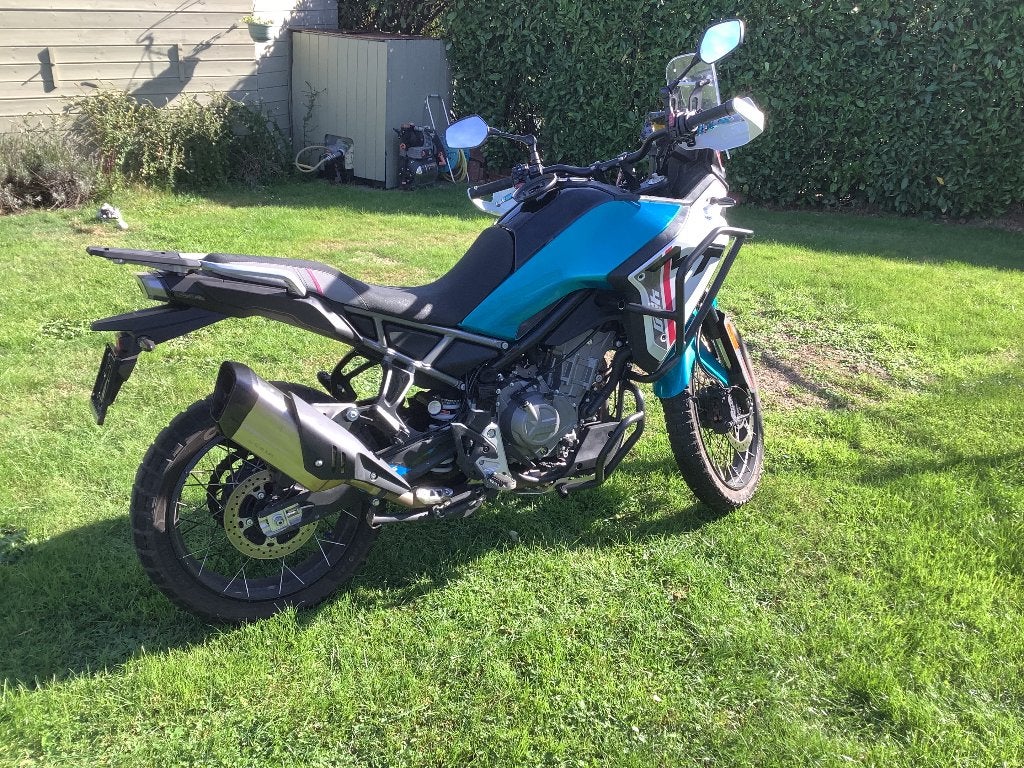 Moto cf moto MT450, 450 cc, 2 cilinders, Meer dan 35 kW