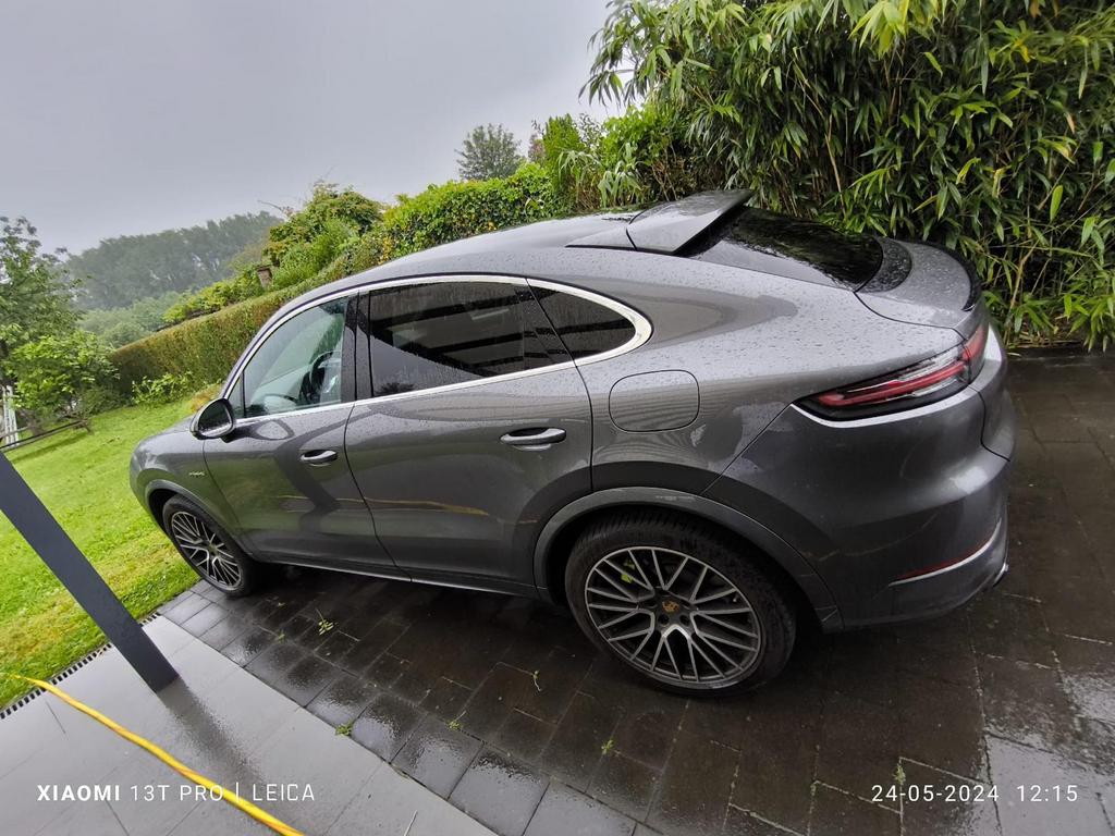 Porsche cayenne E- Hybride 462pk, Auto's, Porsche, Automaat, Cayenne, Leder, 5 zetels
