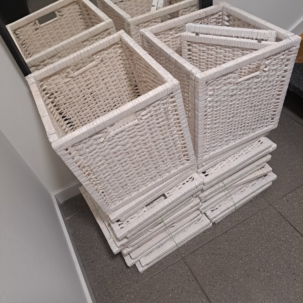 Kallax mandjes, Ophalen, Gebruikt, Mand