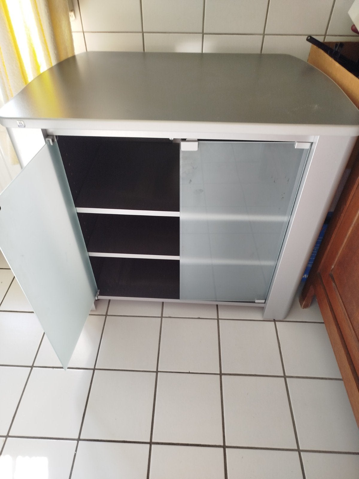 tv meubel, Ophalen