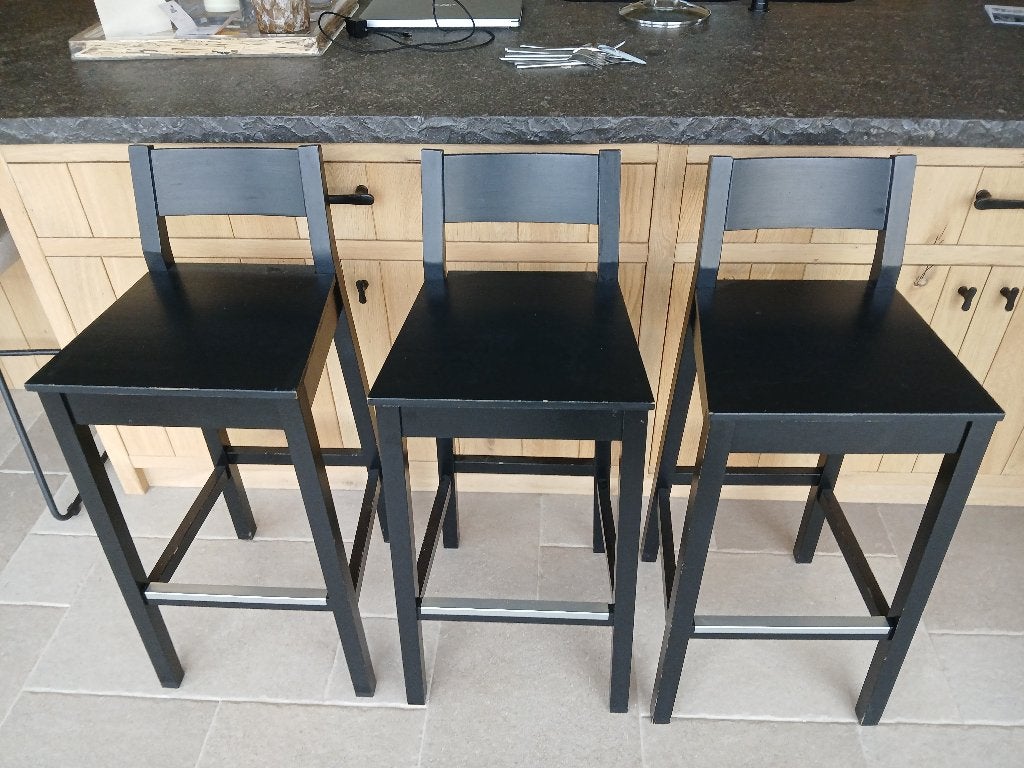 3 zwarte "Ikea" barstoelen, 3 tabourets, Enlèvement, Utilisé, 60 à 90 cm