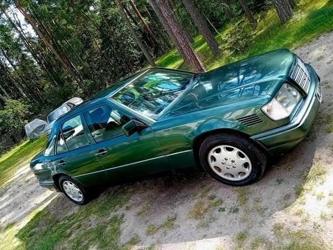Mercedes, Entreprise, Achat