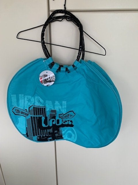 Turquoise handtas in urban stijl - nieuwstaat, Ophalen of Verzenden, Nieuw, Wit, Handtas