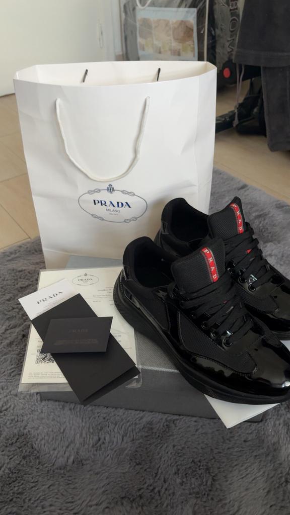 Prada cup taille 43-44, Ophalen of Verzenden, Zo goed als nieuw