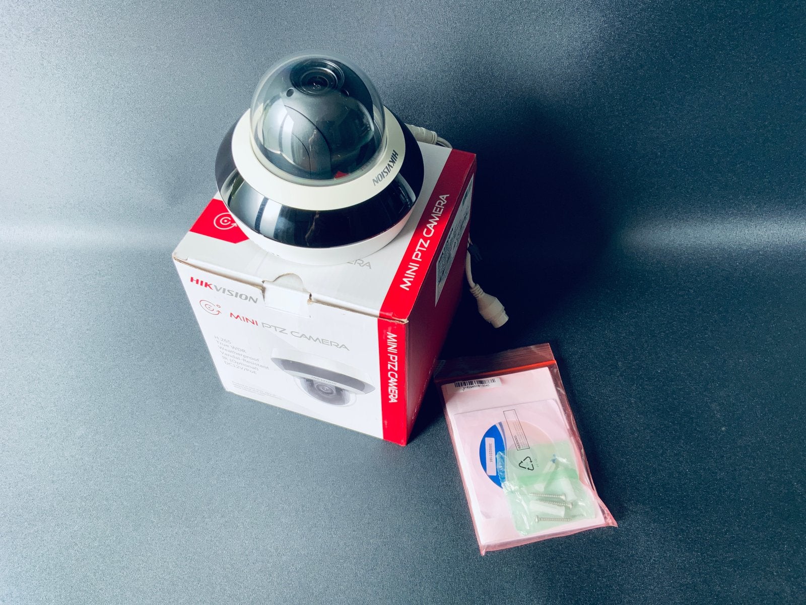 Hikvision DS-2DE2A404IW-DE3 P-T-Z HD camera, Ophalen of Verzenden, Zo goed als nieuw, Buitencamera