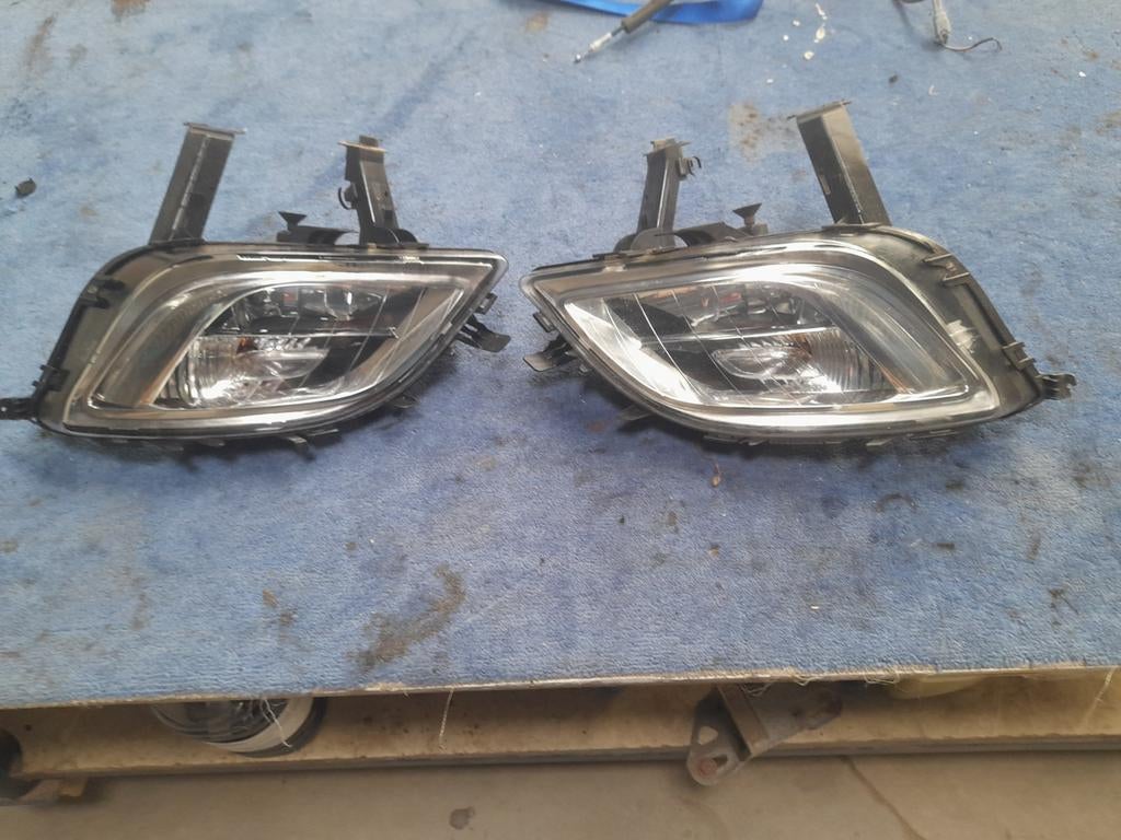 Anti-brouillards AVANT opel Astra J 2011 // 5060 AUVELAIS, Enlèvement ou Envoi, Utilisé, Opel