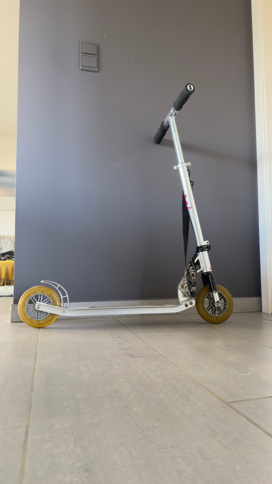 Aluminium step, Fietsen en Brommers, Steps, Ophalen of Verzenden, Gebruikt, Gewone step