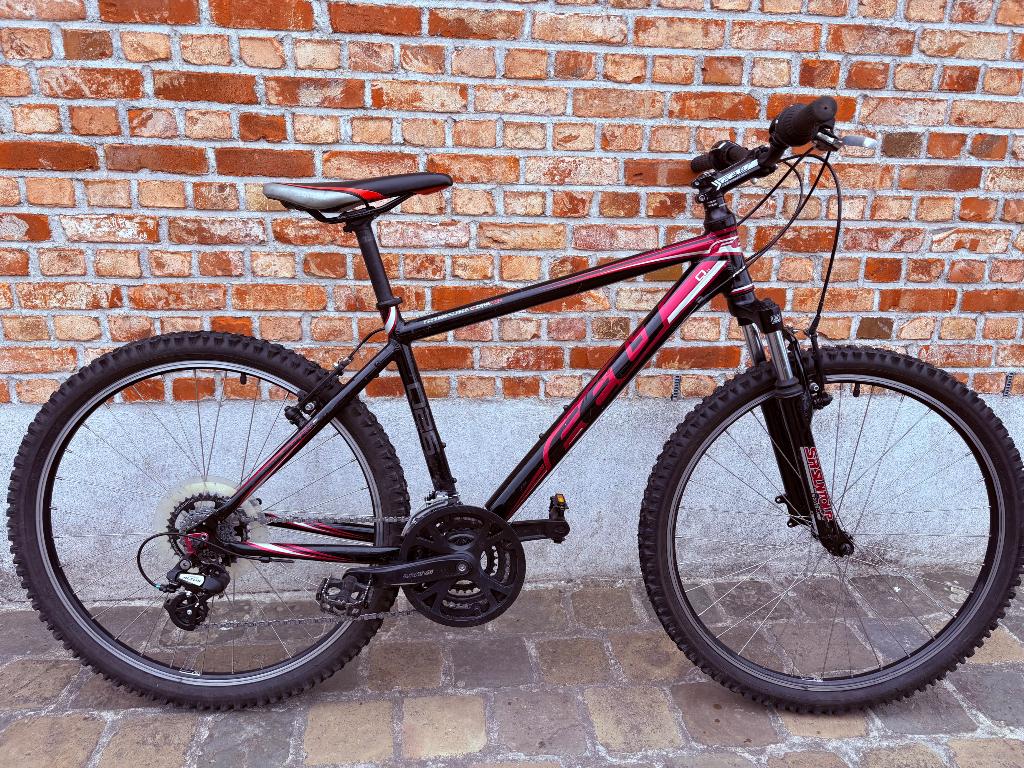 MTB Felt 17,5 inch, Fietsen en Brommers, Ophalen