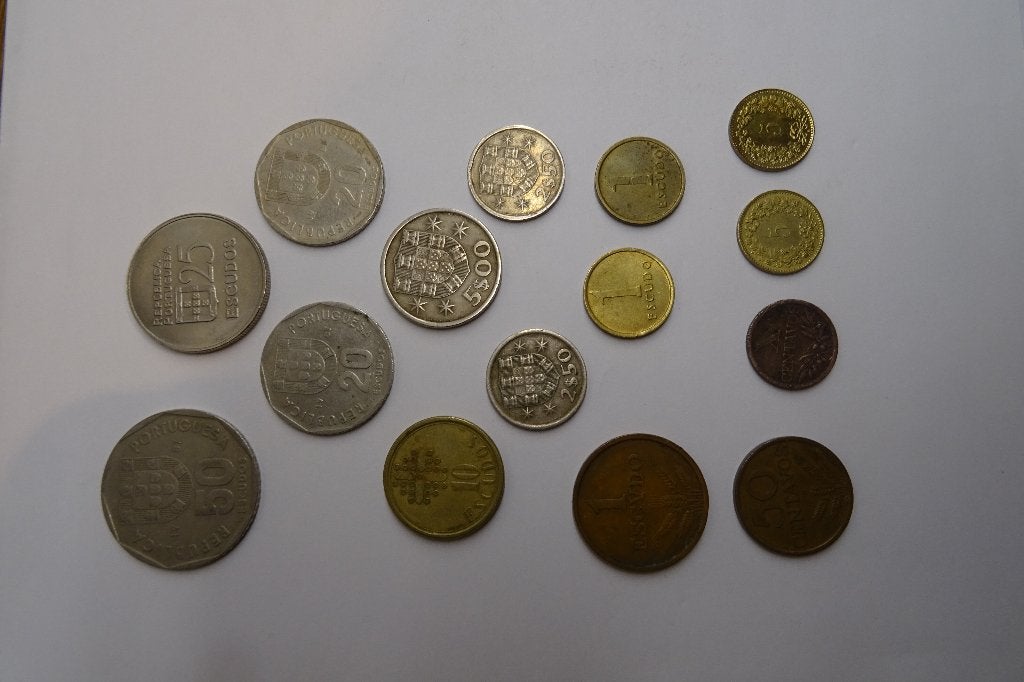 Anciennes pièces portugaises d'Escudo, Enlèvement ou Envoi, Autres pays, Série