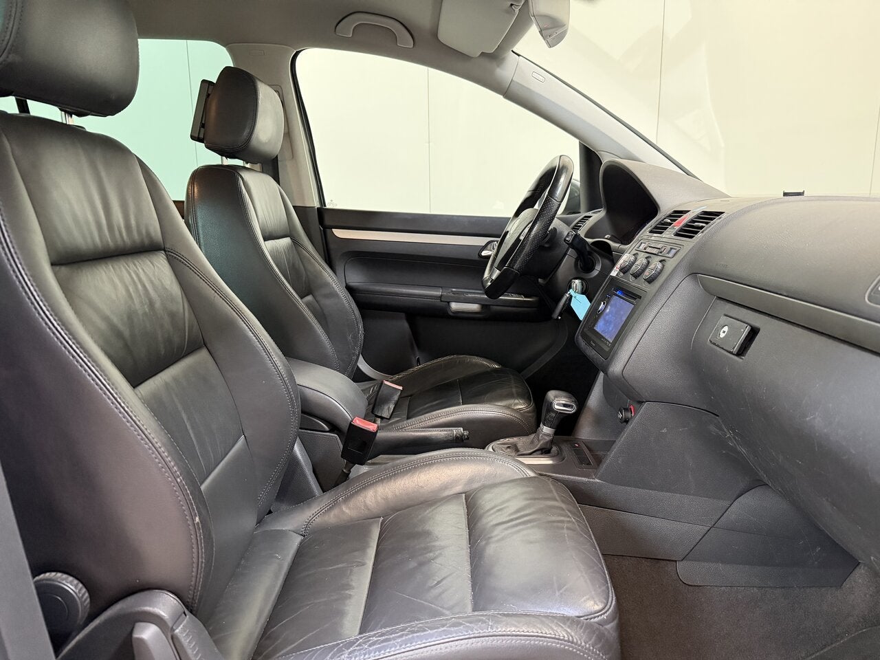 Volkswagen Touran 2.0 TDI Autom. 7 PL - GPS - Goede Staat!, 4 deurs, Zwart, 4 cilinders, 0 kg