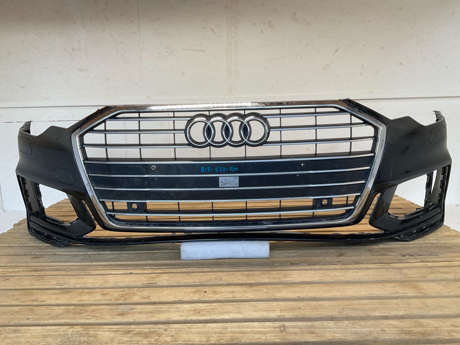 Pare-chocs avant Audi A6 C8 4K0 S-Line (2018-2022) - Grille, Pare-chocs, AUDI AG, Auto-Union-Strasse 1
85045  Ingolstadt, DE, Audi