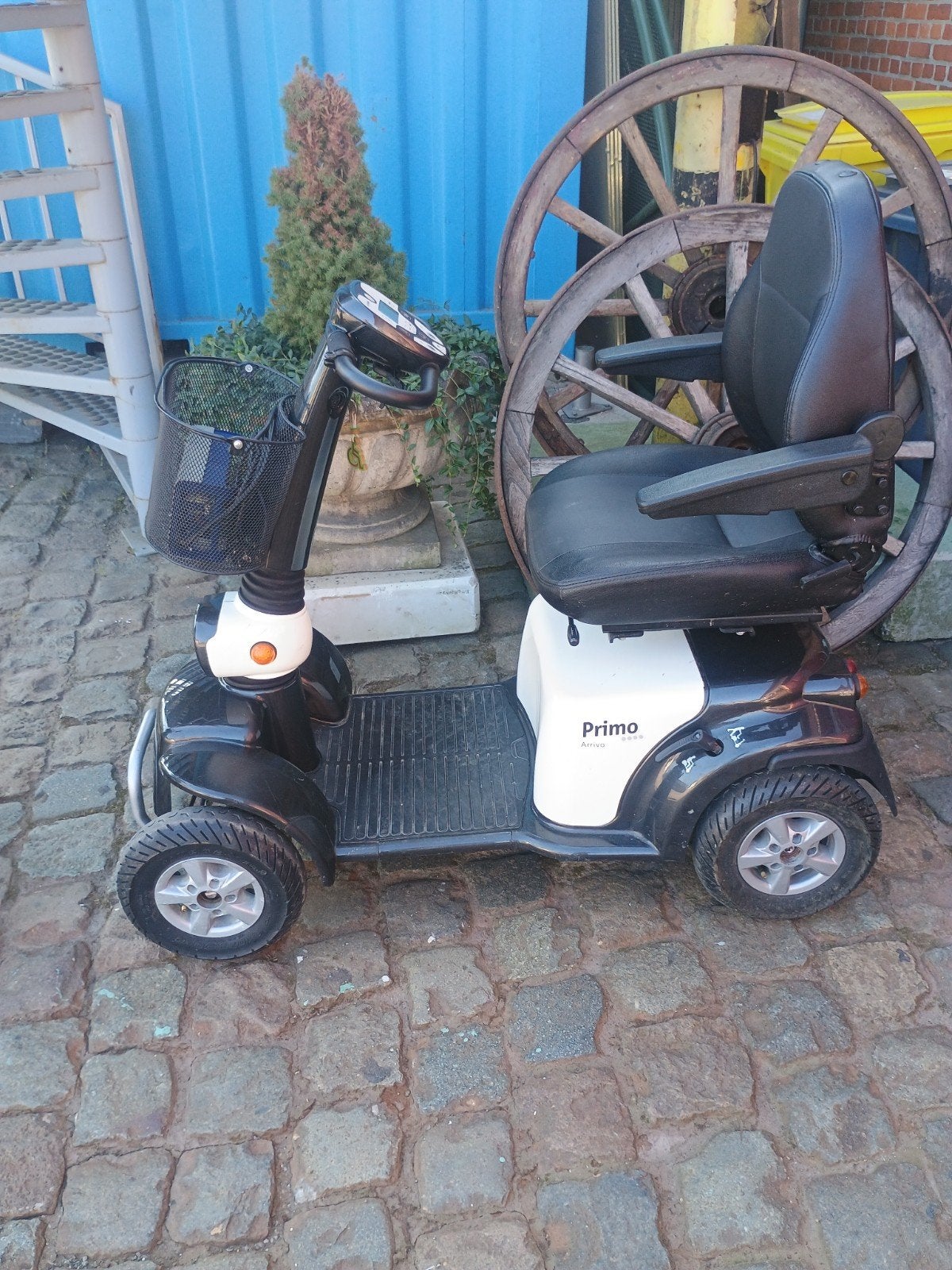 Scootmobiel primo arrivo, Enlèvement