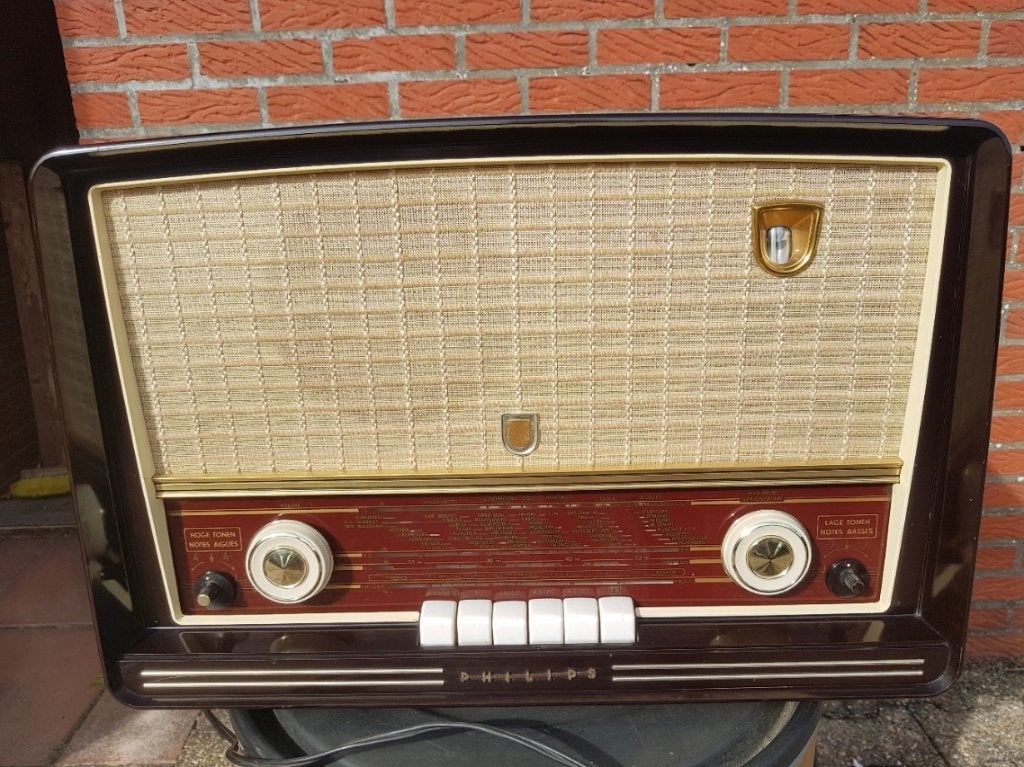 grote bakelieten Philips Radio, Ophalen