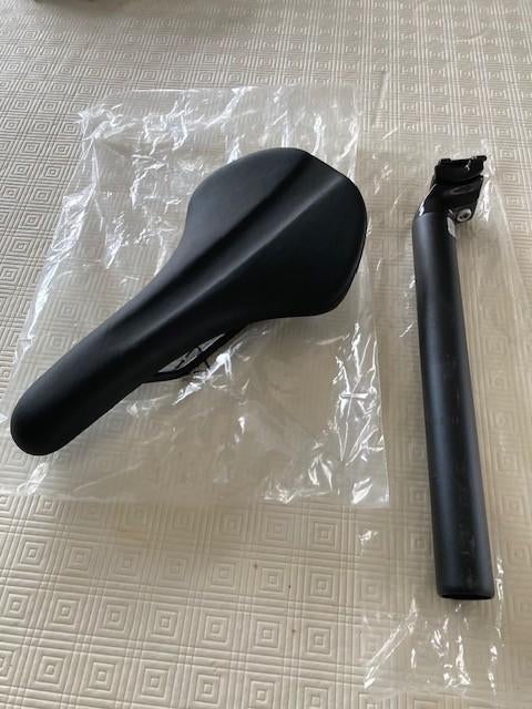 Selle de vélo et tige de selle, Enlèvement, Neuf, Overige merken