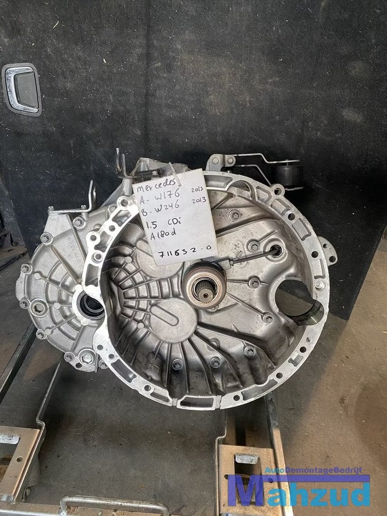 MERCEDES A KLASSE W176 1.5 CDI A180D 711632 R1762610101, Autos : Pièces & Accessoires, Transmission & Accessoires, Mercedes-Benz AG