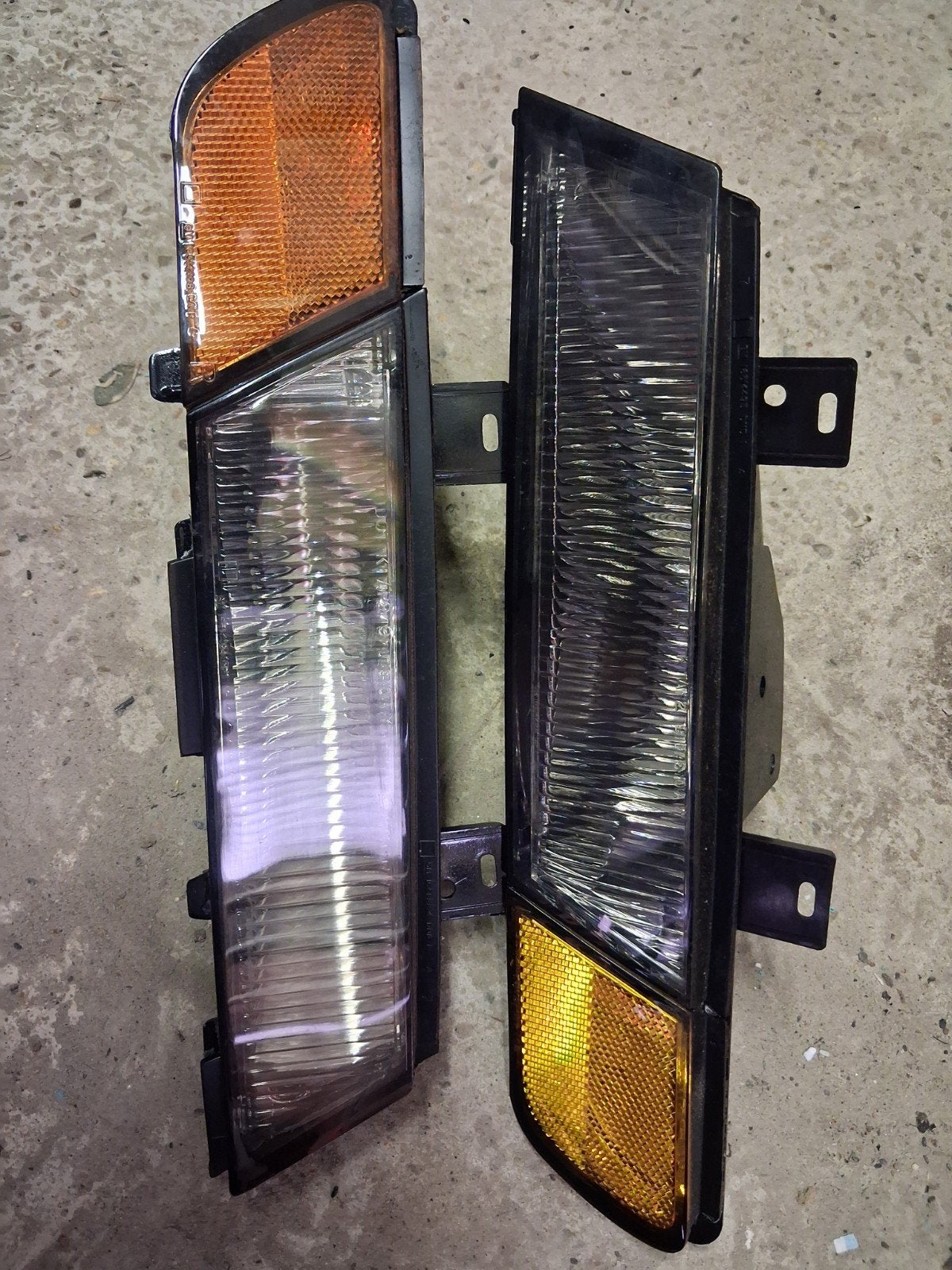 Feux latéraux avant de la Corvette 91-96, Enlèvement