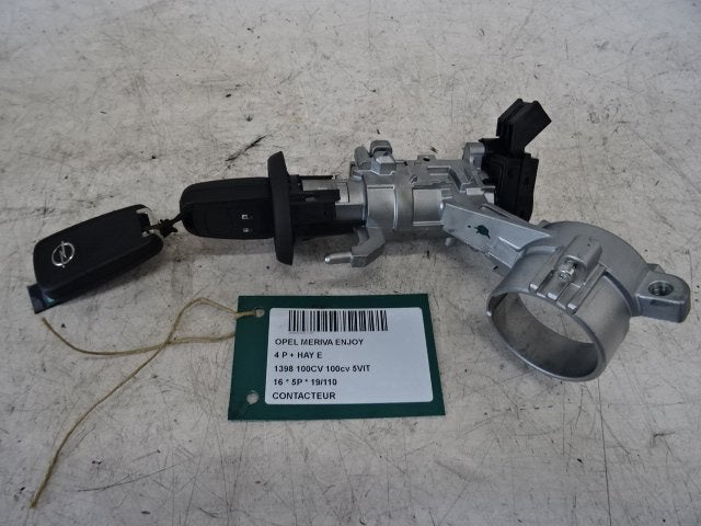 CONTACTSLOT Opel Meriva (01-2010/03-2017), Gebruikt, Opel