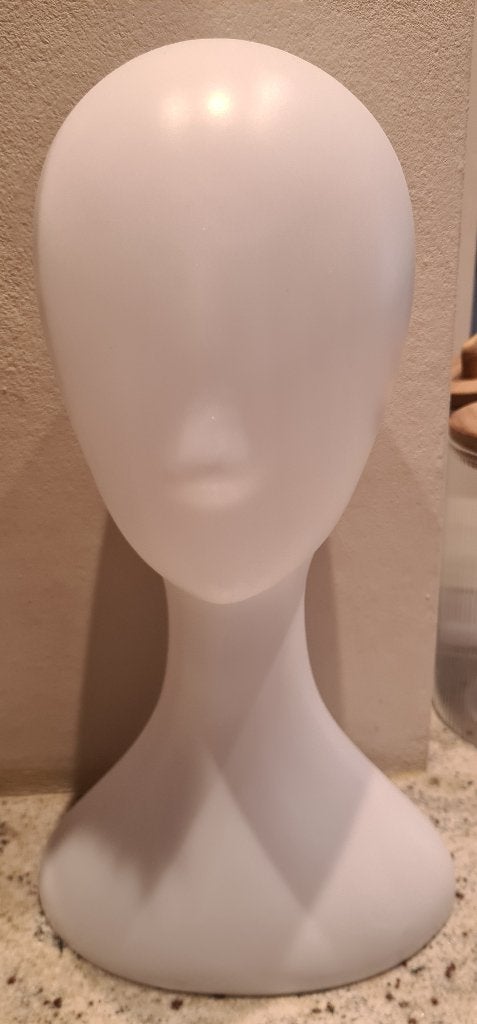 Mannequin hoofd, Ophalen, Zo goed als nieuw