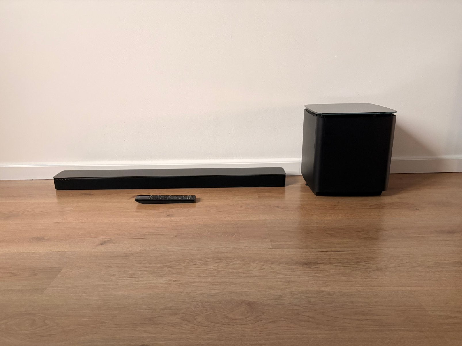 complete Bose Soundbar 300  subwoofer, Audio, Tv en Foto, Ophalen, Zo goed als nieuw, Soundbar