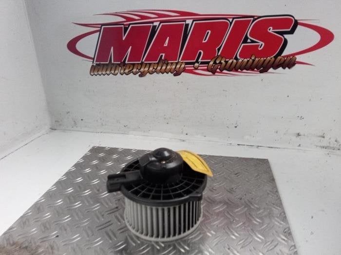Moteur de ventilation chauffage d'un Mazda 2, -, -, 3 mois de garantie, Mazda