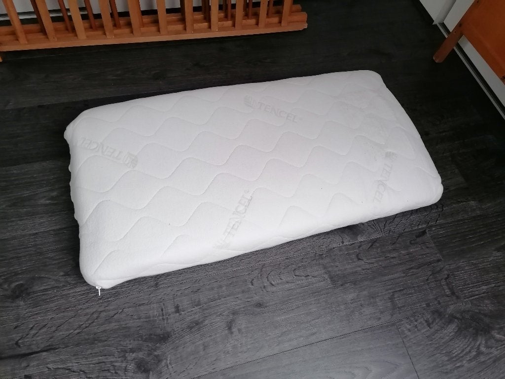 Matras babybed, Kinderen en Baby's, Kinderkamer | Bedden, Ophalen, Gebruikt, Minder dan 140 cm, Matras