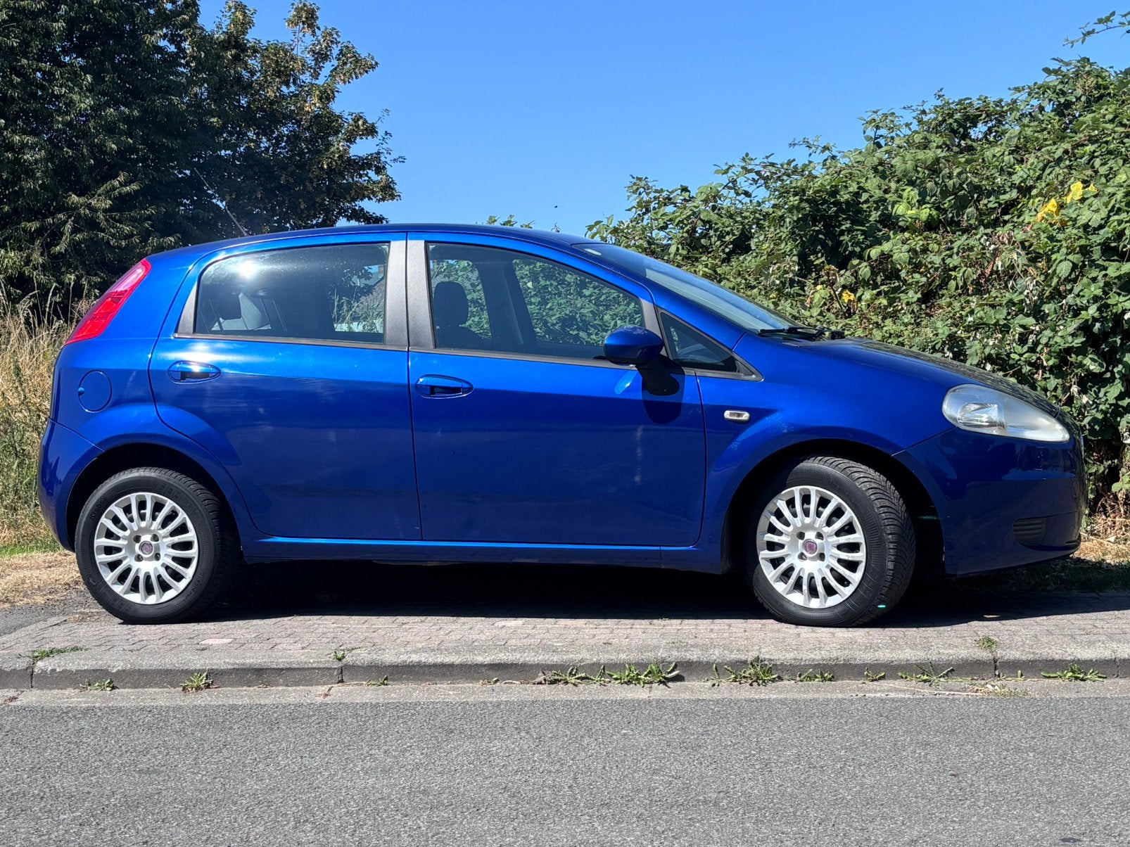 Fiat Punto prête à immatriculer, Autos, Fiat, 57 kW, Achat, Vitres électriques, Entreprise