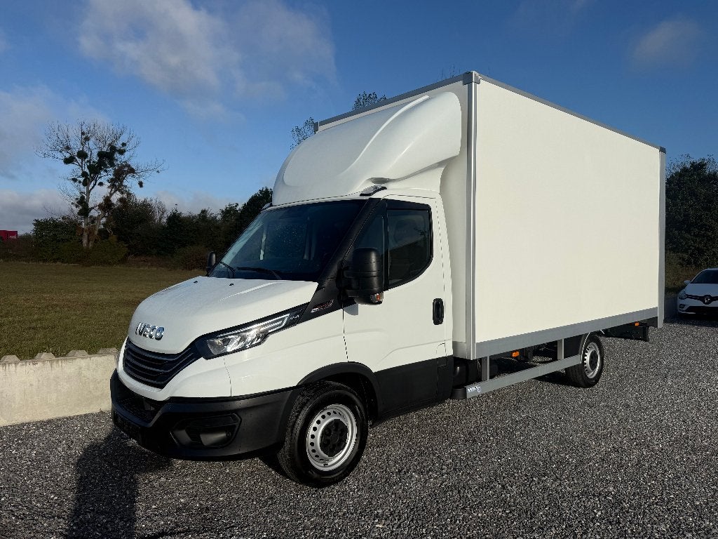 Iveco Daily 3.0L 175CH **Boite AUTO Hayon / Lift**, Essai à domicile, Achat, 6 portes, Euro 6
