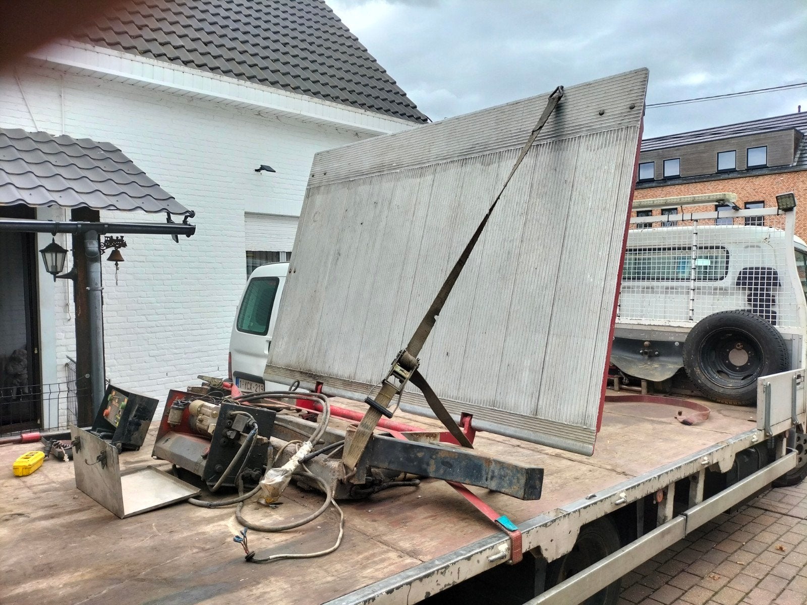 dhollandia Laadklep, Ophalen