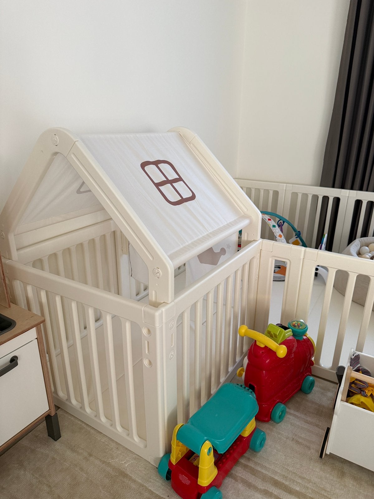 Baby speelpark / speelbox/ playpen met huisje, Kinderen en Baby's, Babyparken, Ophalen, Nieuw, Rechthoekig