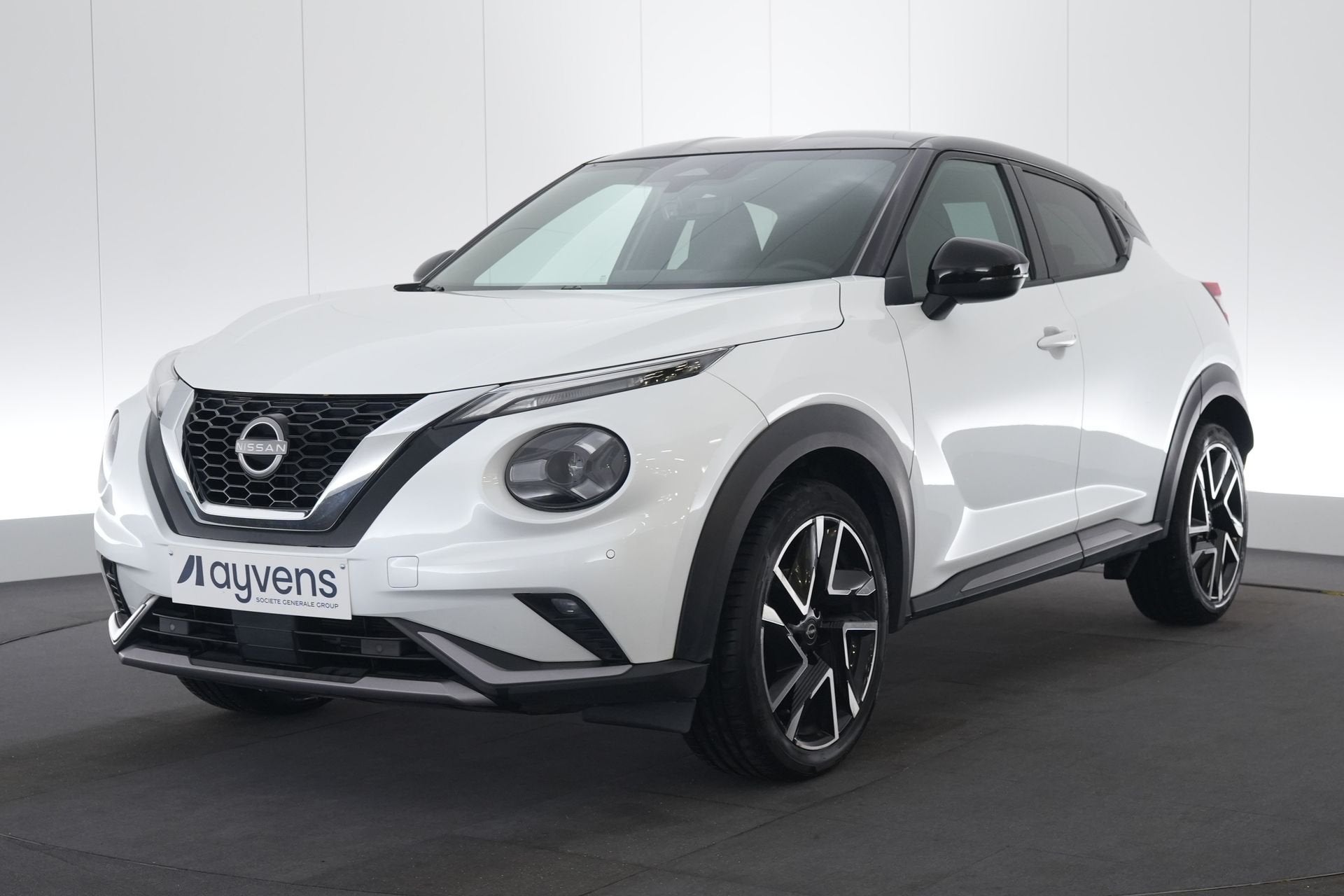 (2GUZ240) NISSAN JUKE, Autos, Achat, Ordinateur de bord, Entreprise, Carnet d'entretien