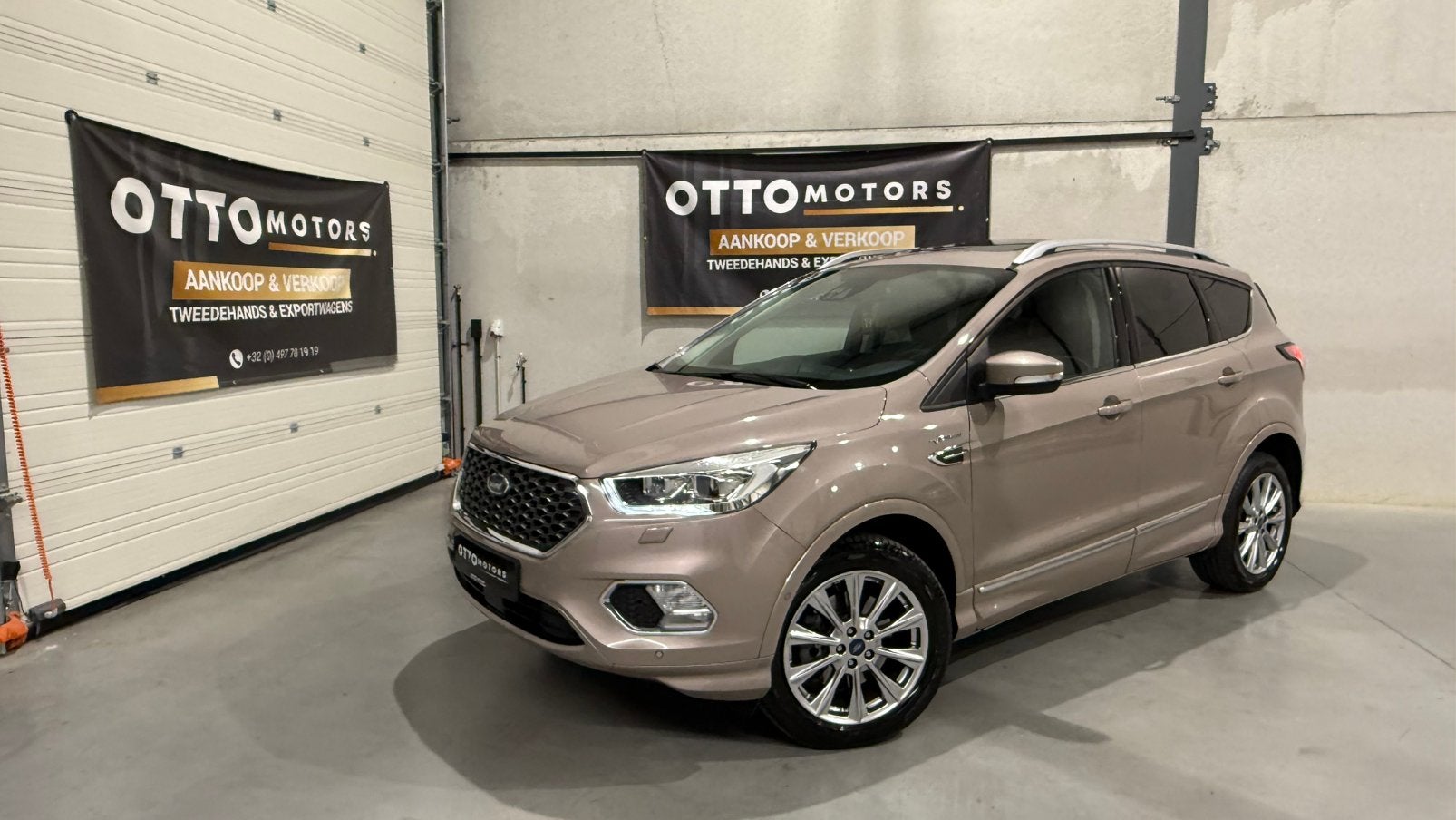 Ford Kuga Vignale | 4X4 | Automaat | 180 PK | Showroomstaat, Auto's, Automaat, Testrit aan huis, 4 cilinders, Panoramadak