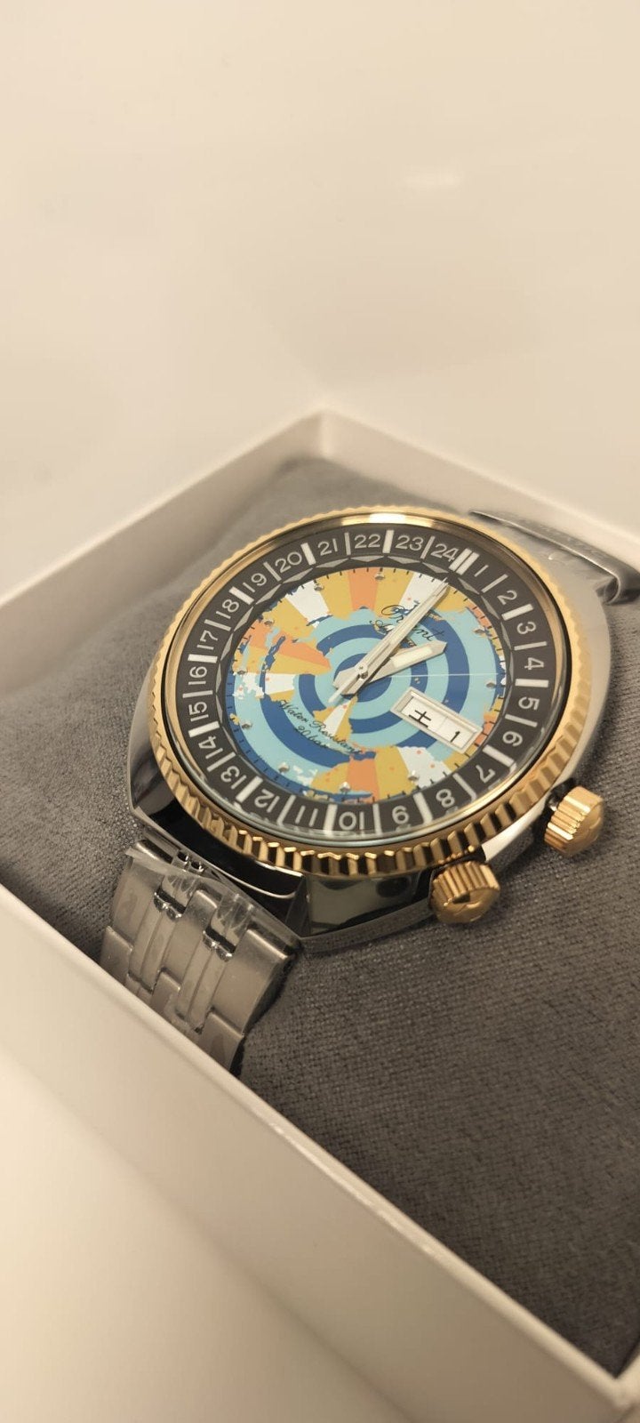 Orient Mako Revival Map Limited Edition – Numéro 1266/1500, Bijoux, Sacs & Beauté, Montres | Femmes, Acier, Acier, Enlèvement