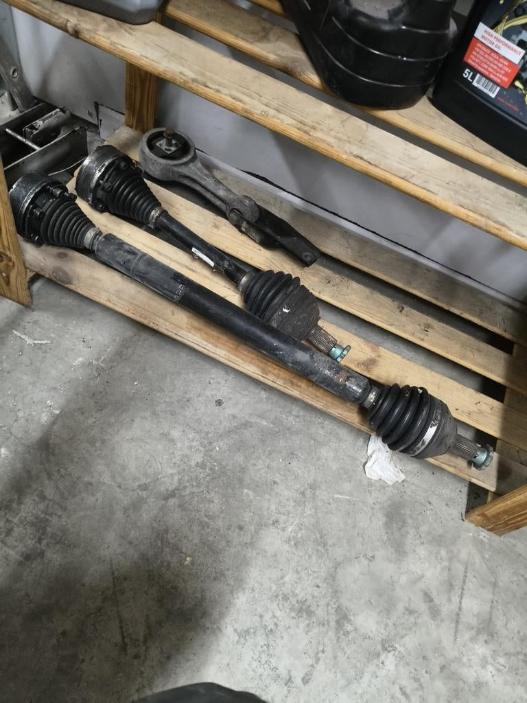 Cardan droit et gauche VW polo (6R) 12TDI, Enlèvement