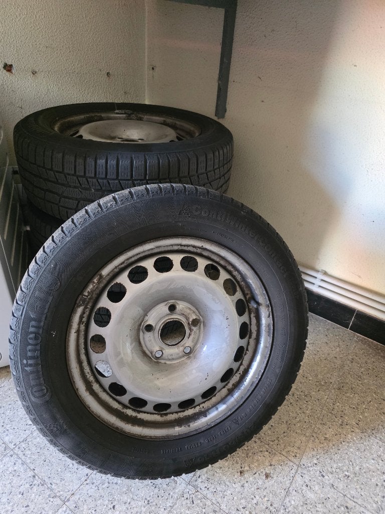 Pneus d'hiver sur la jante, Autos : Pièces & Accessoires, Pneus hiver, 16 pouces, Véhicule de tourisme, 205 mm
