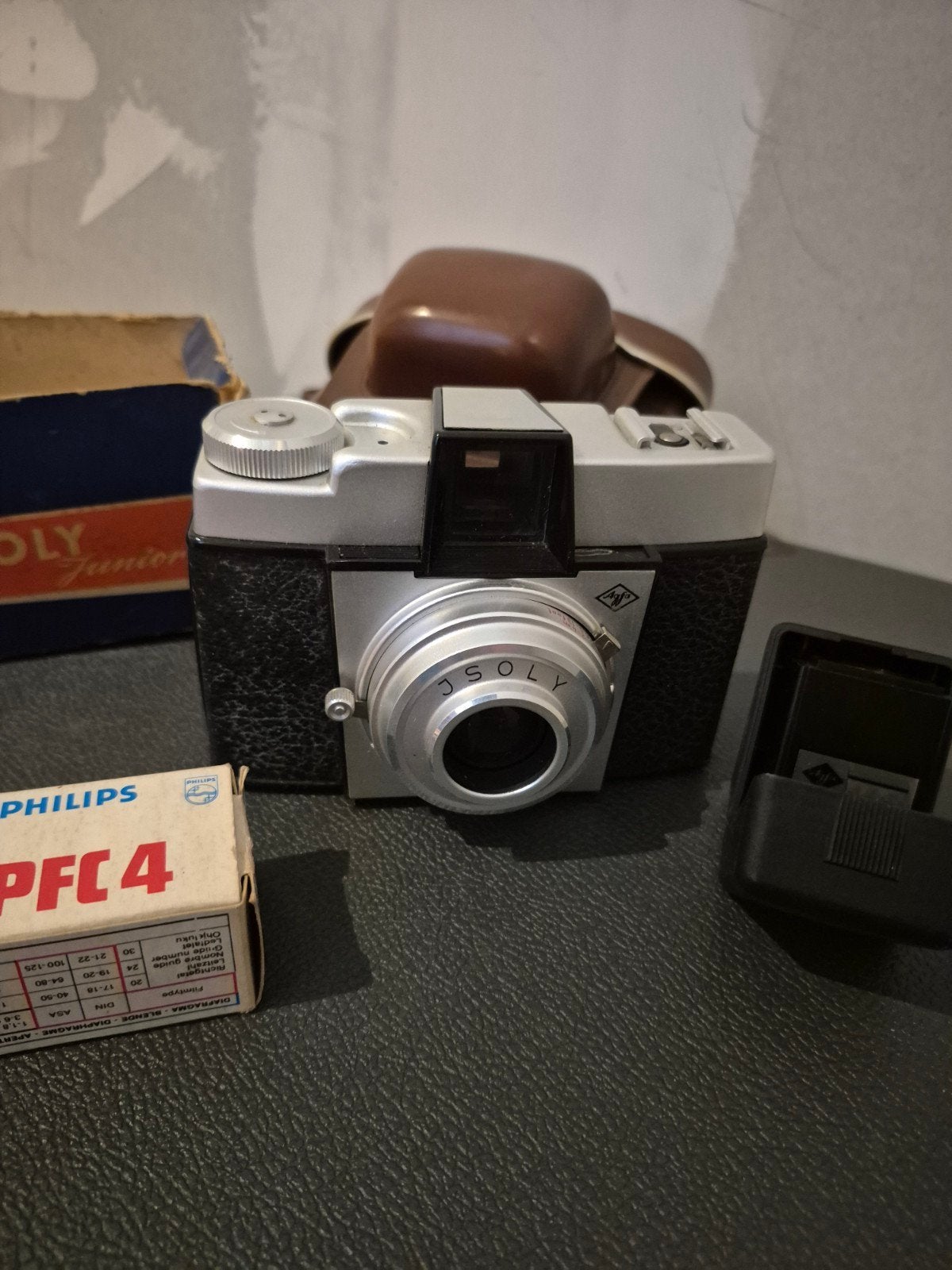 Complete vintage Agfa Isoly Junior cameraset met flitser, Audio, Tv en Foto, Ophalen of Verzenden