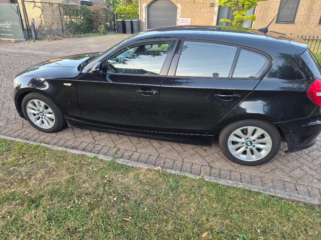 Bmw 1 serie 116i 2.0 benzine, Autos, Cuir, Euro 5, Beige, Boîte manuelle
