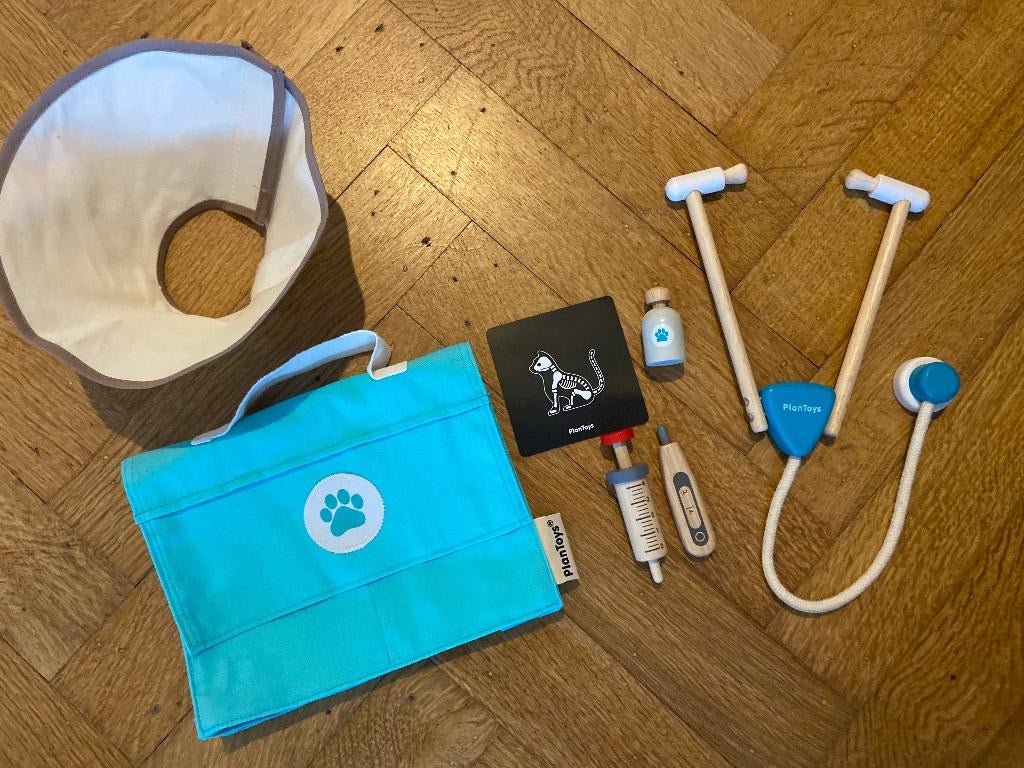 PlanToys Houten speelgoed dierenarts set, Kinderen en Baby's, Ophalen, Zo goed als nieuw, Overige typen