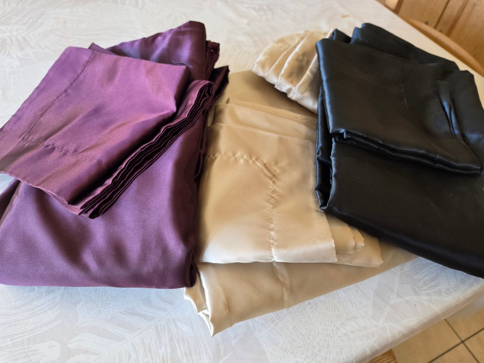 3 paires de housses de couette en satin pour 1 lit, Enlèvement, Beige